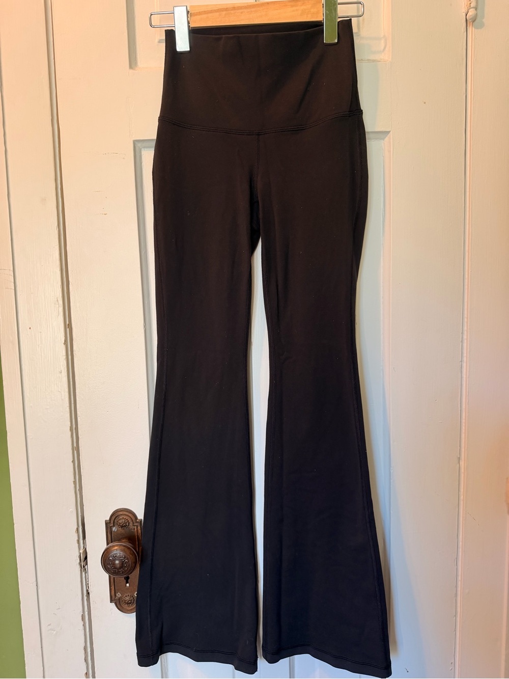 TNA Women's Black Flare Yoga Pants size XS